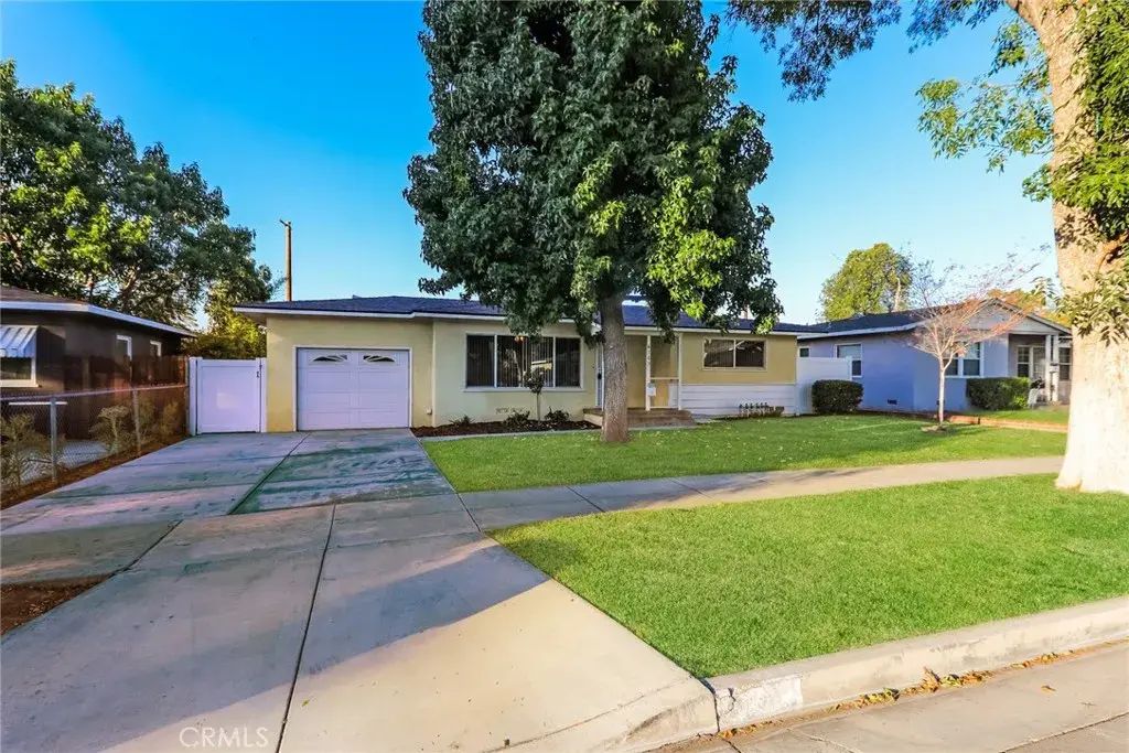4765 Sunnyside, Riverside