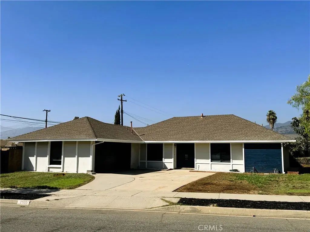 2105 E Petunia, Glendora
