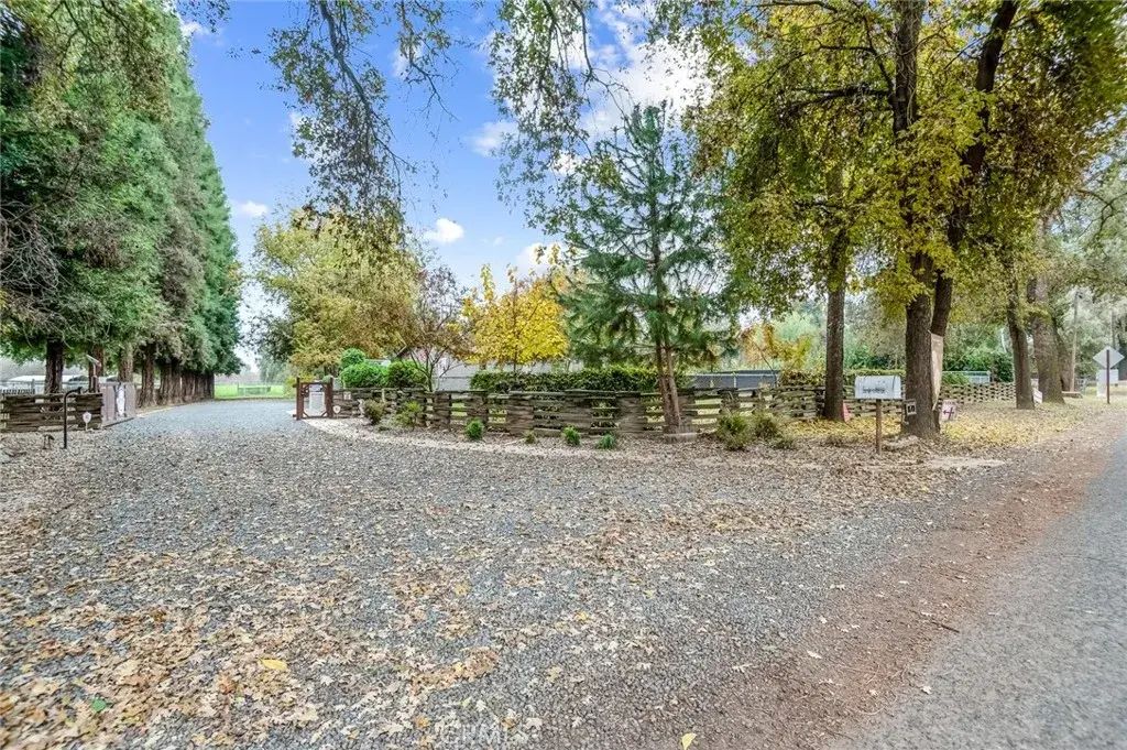 18701 Lort Drive, Visalia