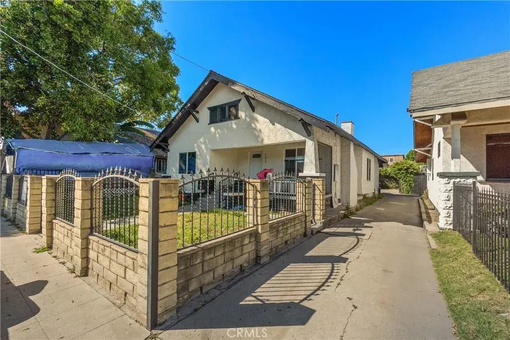 723 W 58th, Los Angeles