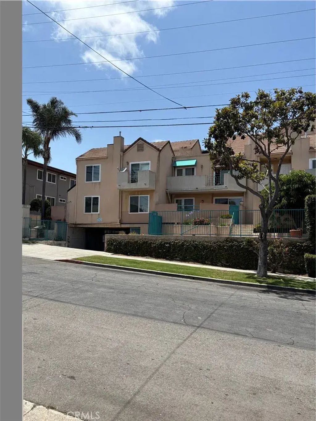 435 E Tamarack, Inglewood