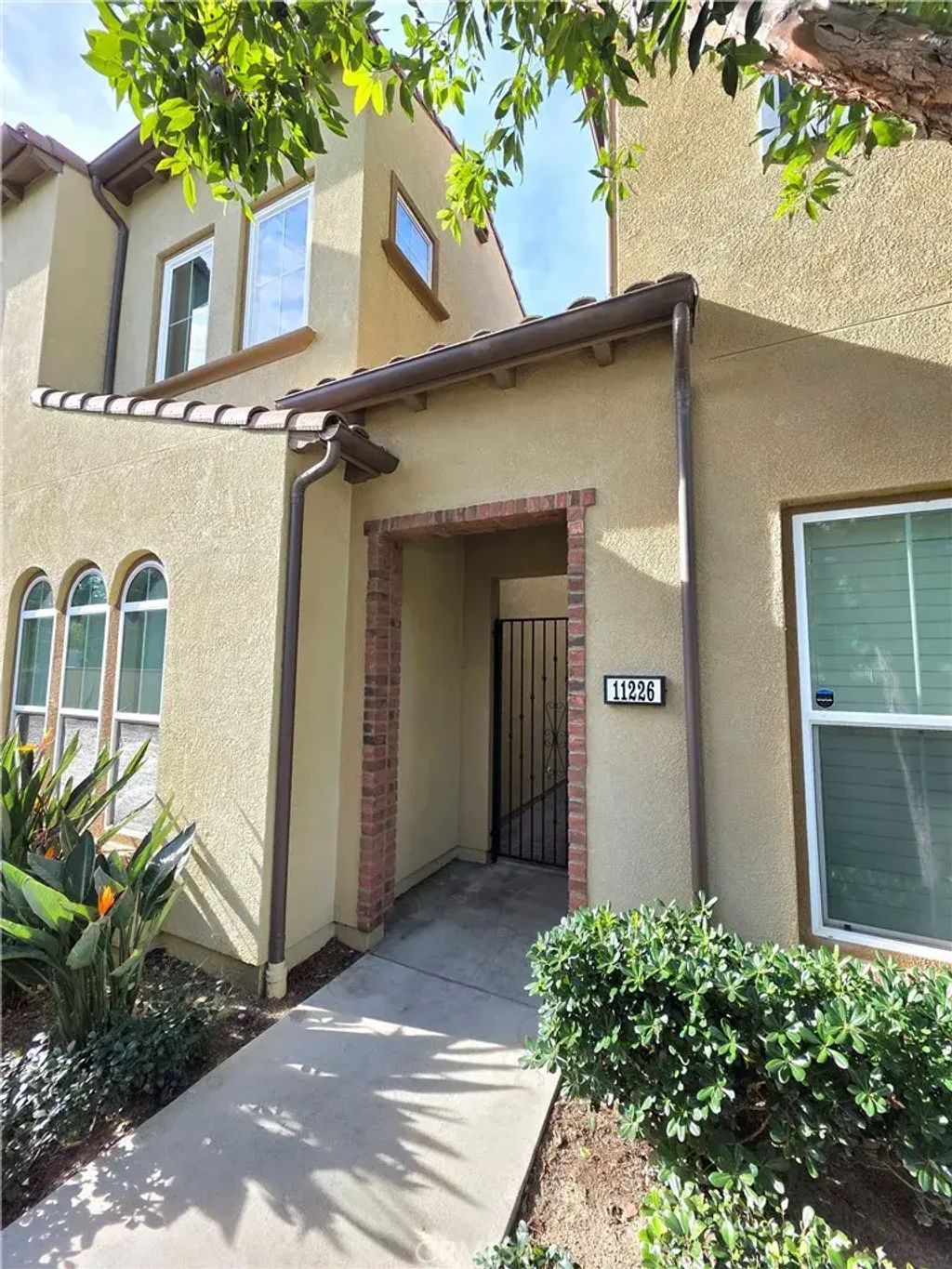 11226 Paseo Del Cielo, Porter Ranch