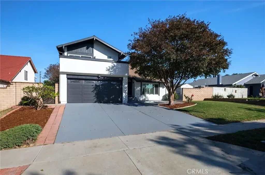 1527 Greenpoint Dr., Corona