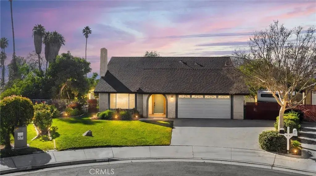 11196 Rogers Street, Riverside