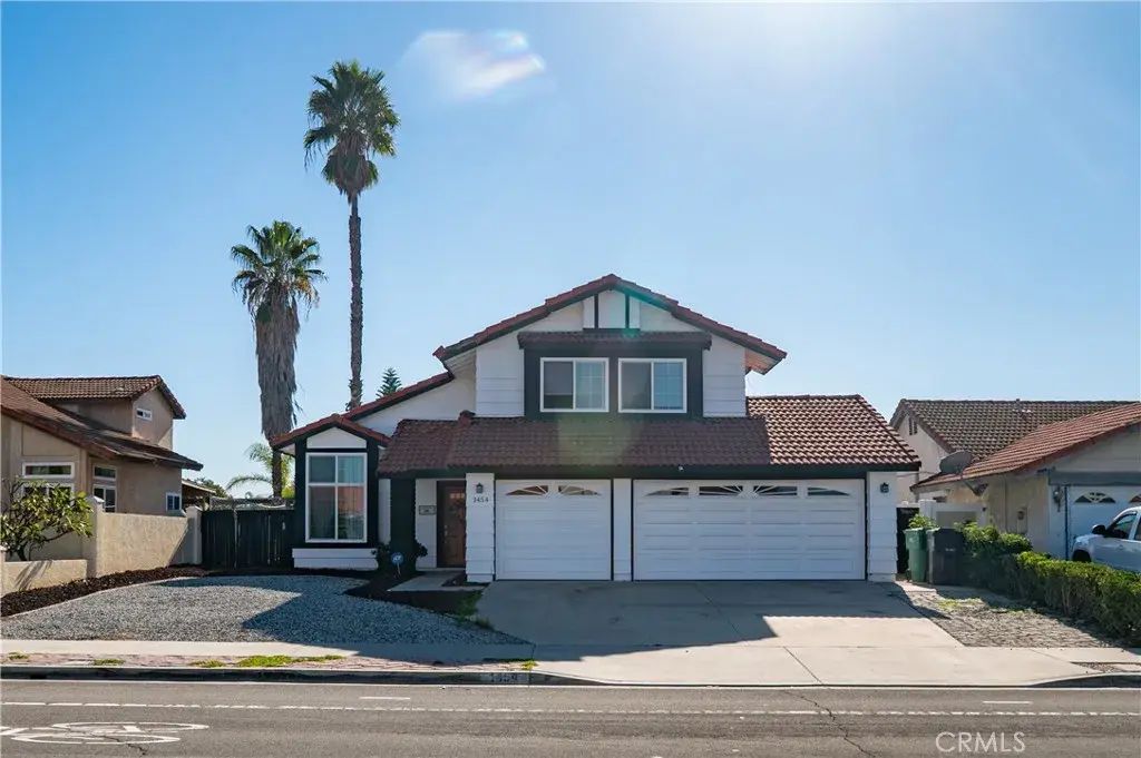 1454 Cresta, Corona