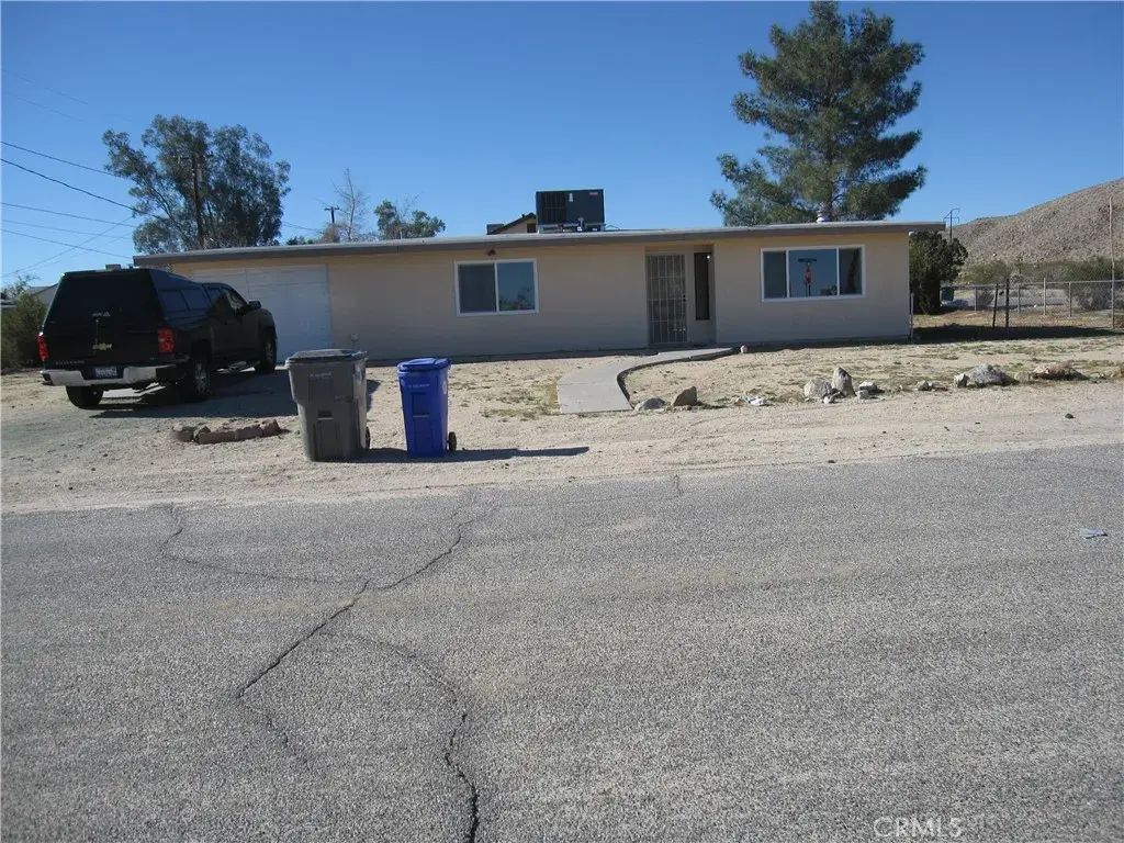 5954 Valley View Street, Joshua Tree