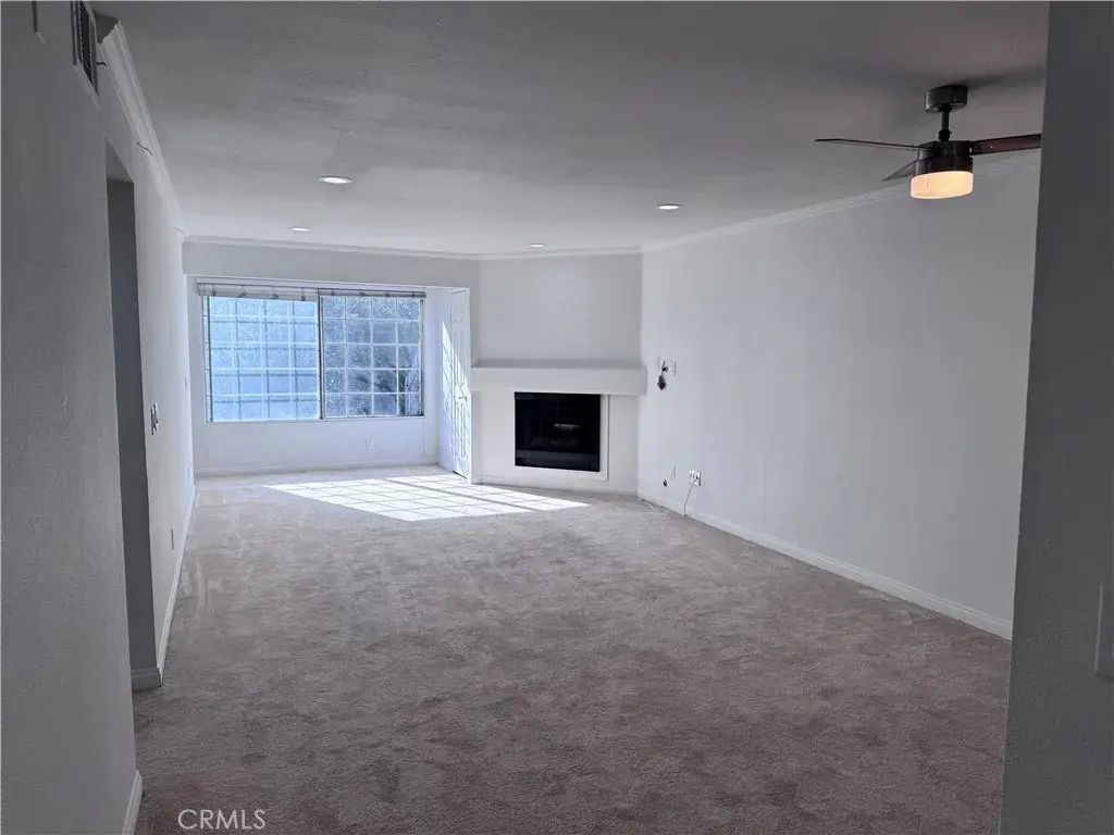 5515 Canoga Avenue 221, Woodland Hills