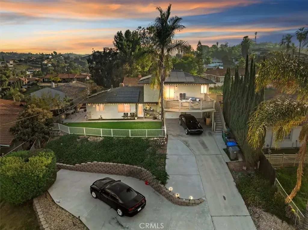 14119 El Mesa, Riverside