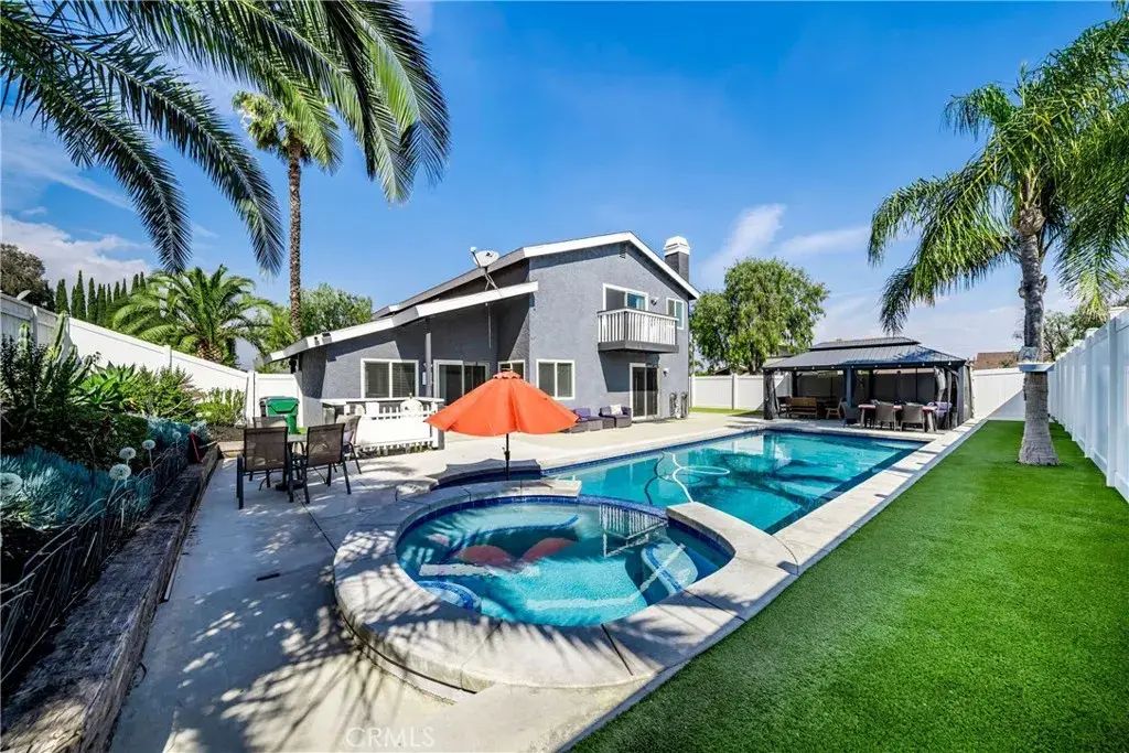 2101 Skylark Circle, Corona