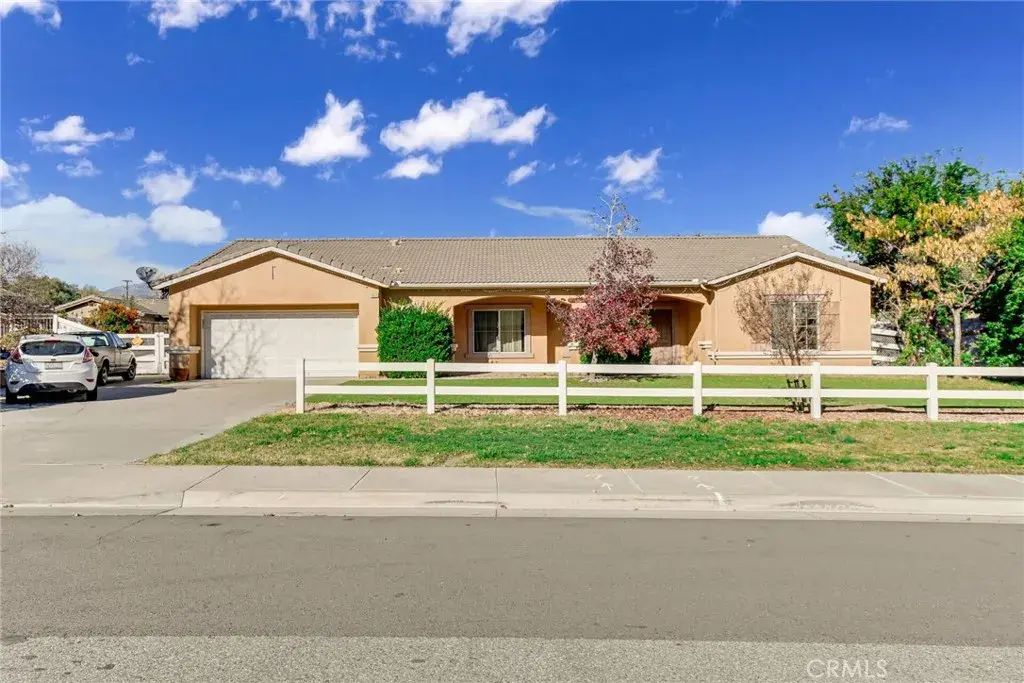 1075 Charles Street, Banning