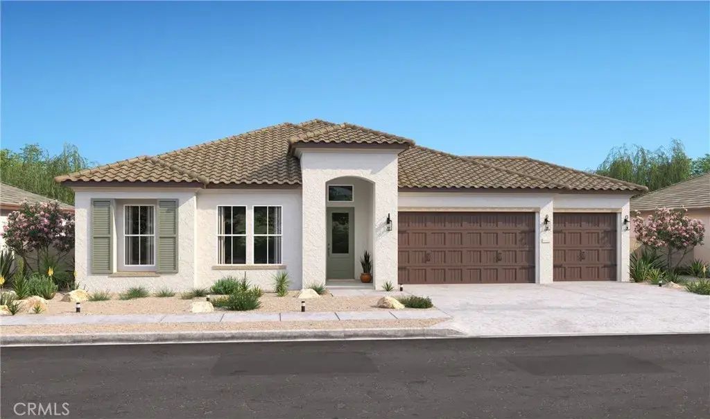 19376 Cereus Road, Apple Valley