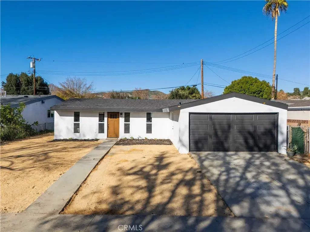 19017 Drycliff Street, Canyon Country