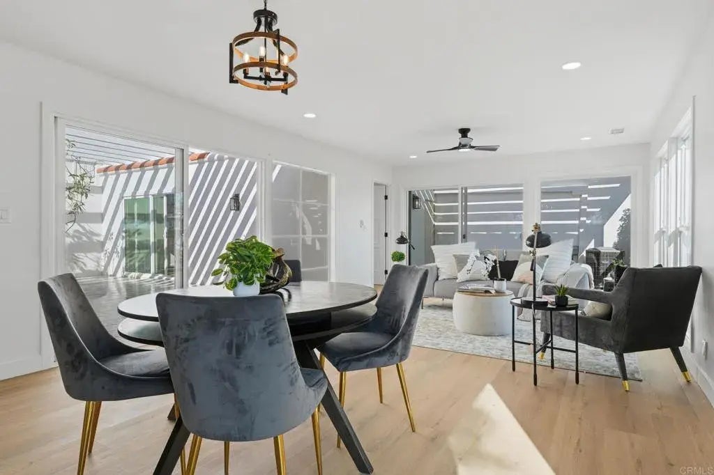 Photo of Listing #PTP2509220