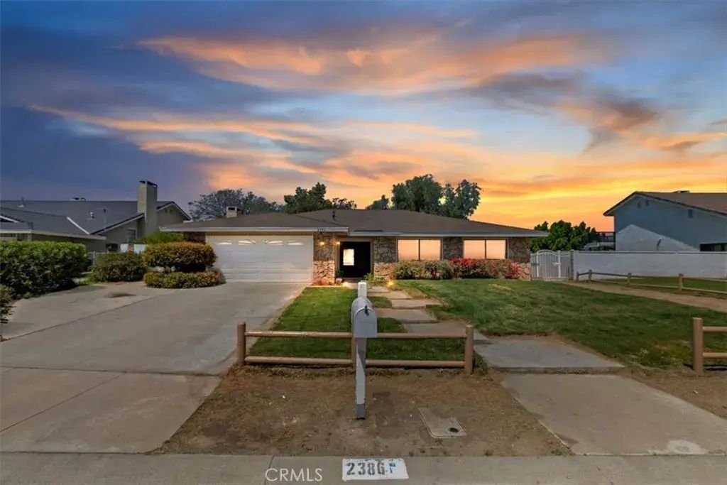 2386 Hialeah Circle, Norco