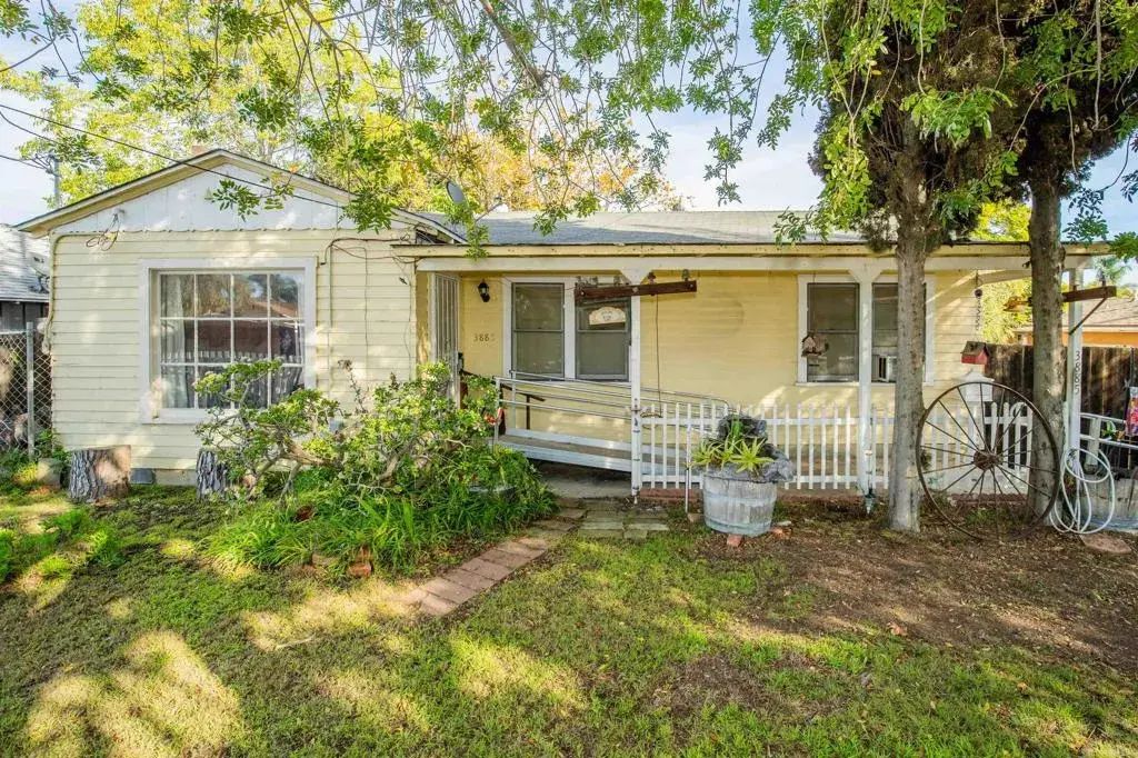 3885 King Street, La Mesa