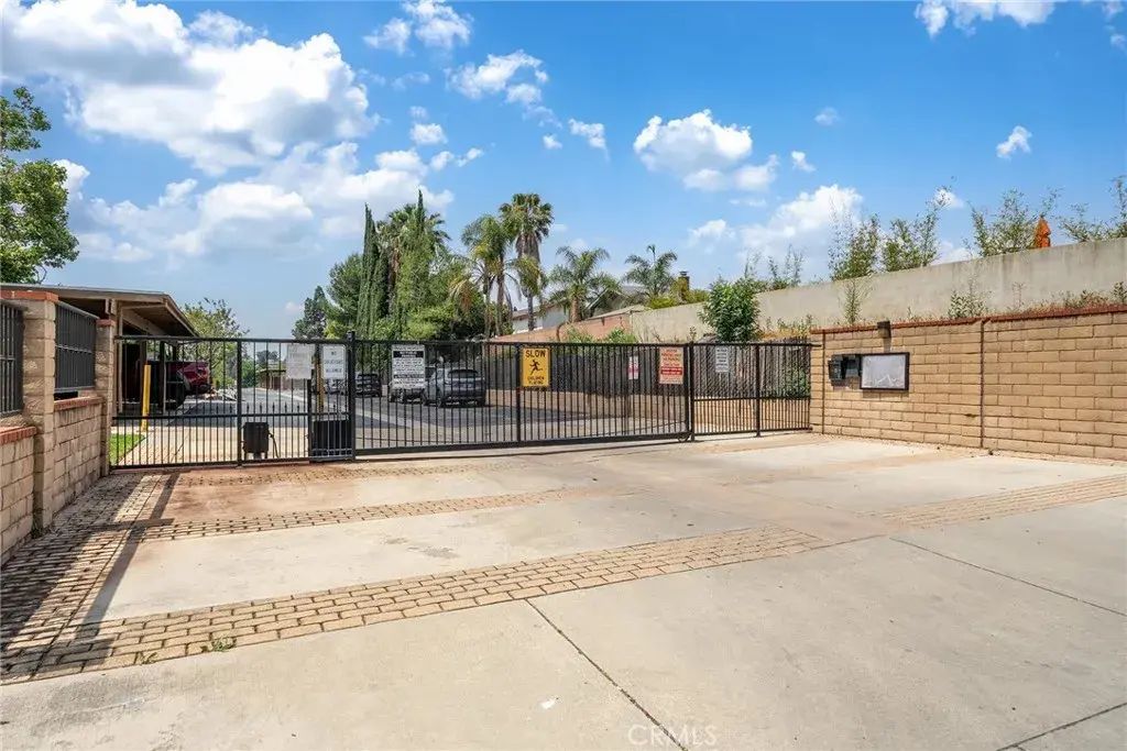 901 Golden Springs Drive D13, Diamond Bar