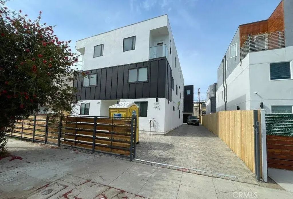 6417 Lexington Avenue, Los Angeles