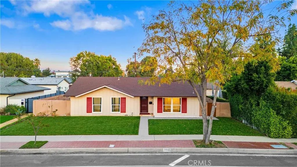 7710 Shoup, West Hills
