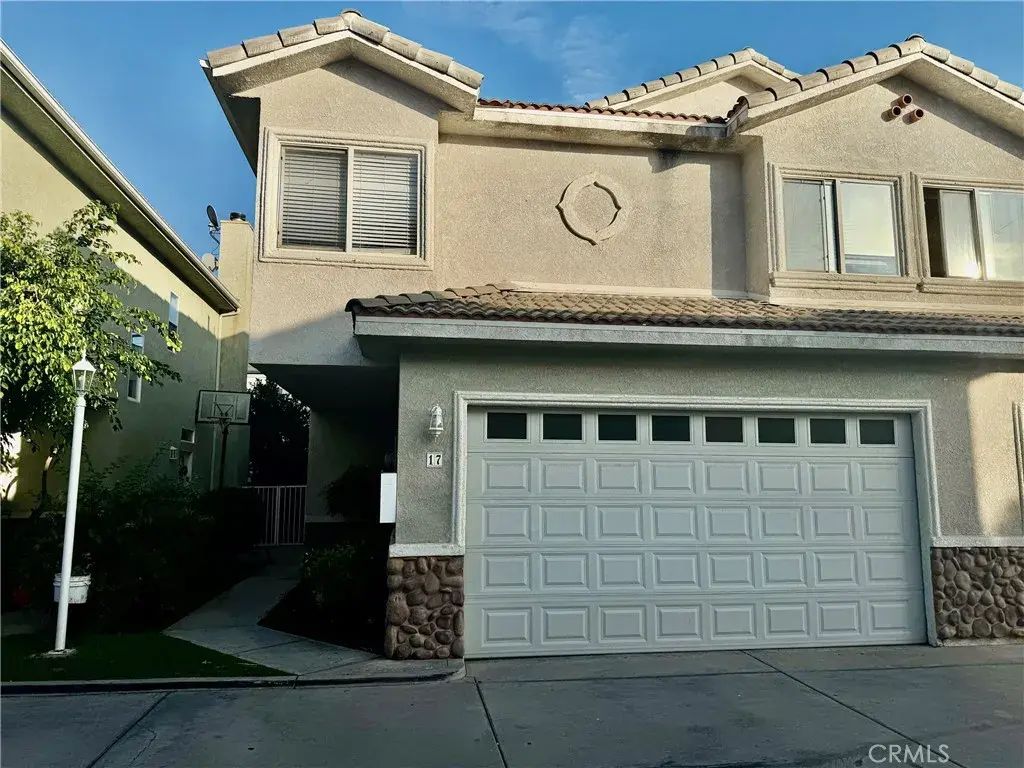 18930 Sherman Way 17, Reseda