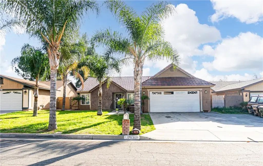 7820 Maria, Jurupa Valley