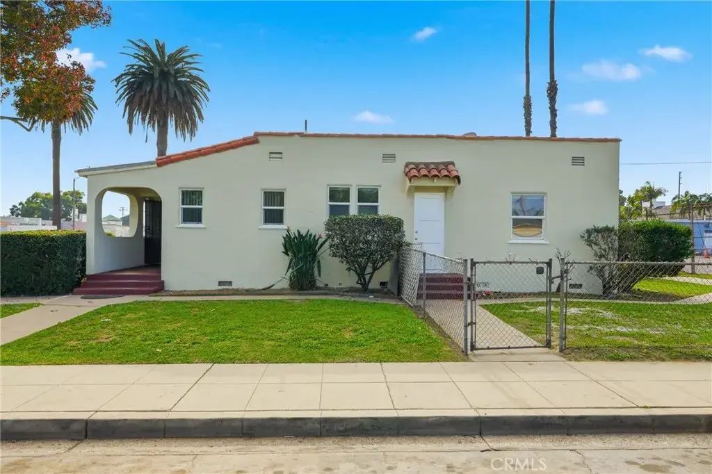 2641 Delta Avenue, Long Beach
