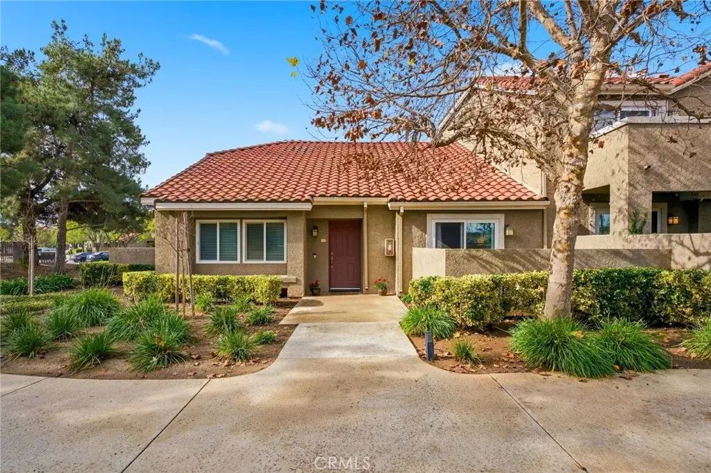 200 E Alessandro 94, Riverside