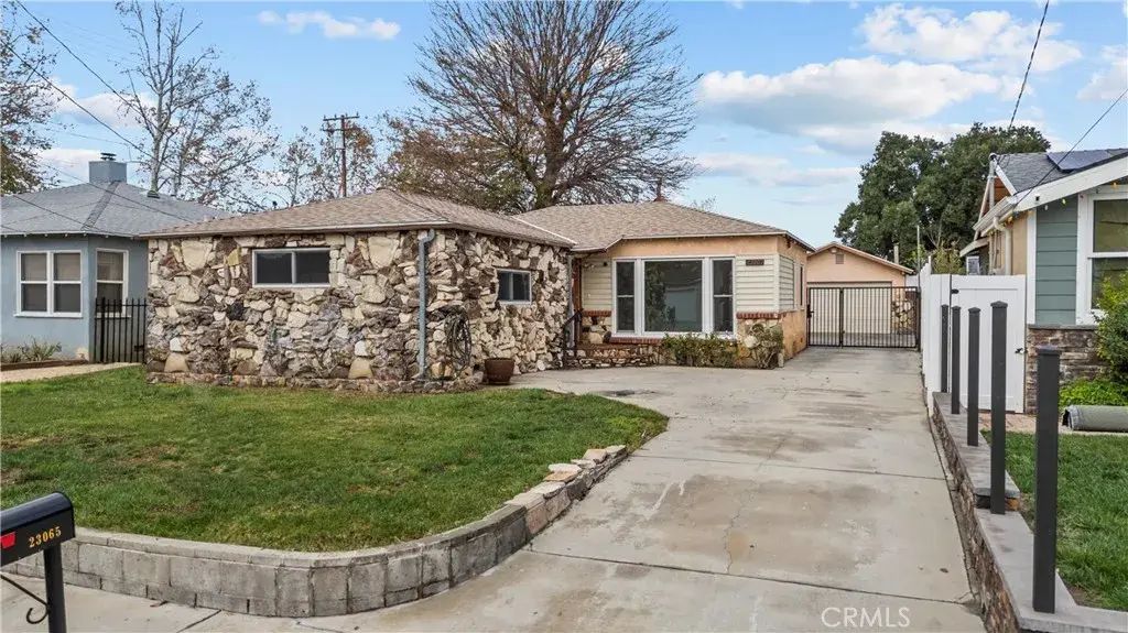 23065 16th, Newhall