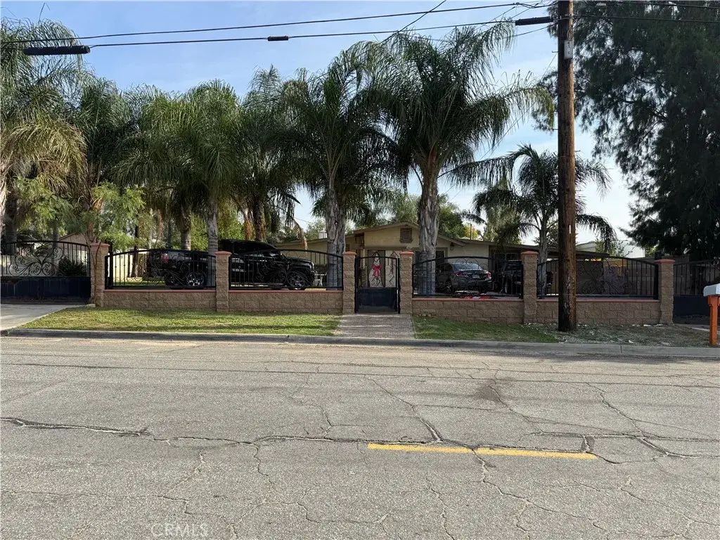 4176 Agate Street, Jurupa Valley