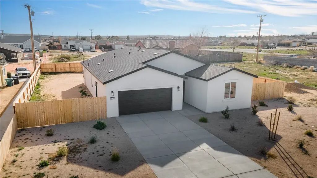 9224 Holly Avenue, California City