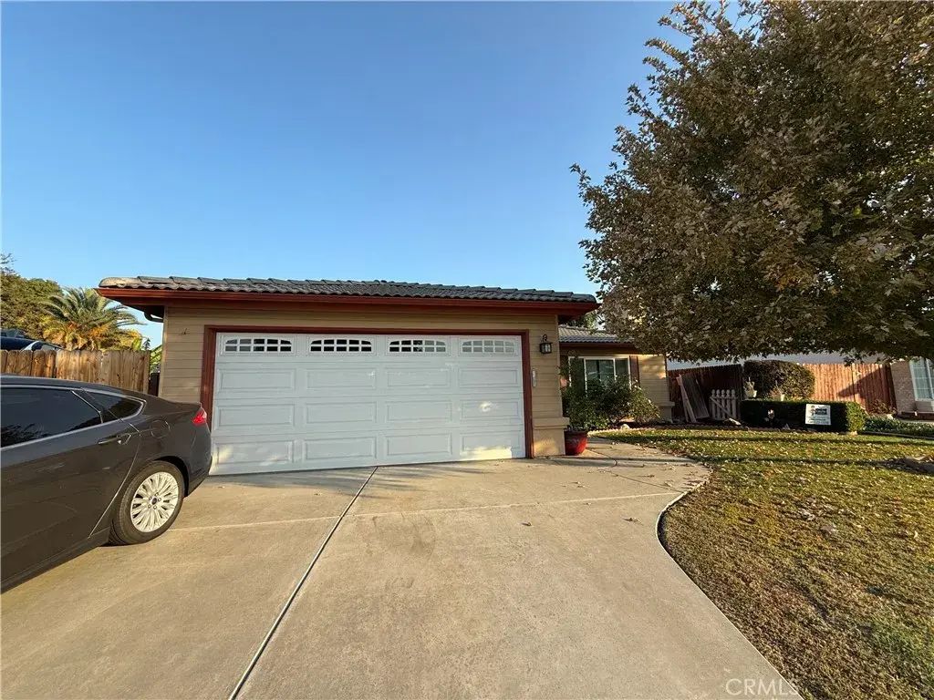 9510 Colfax Court, Bakersfield