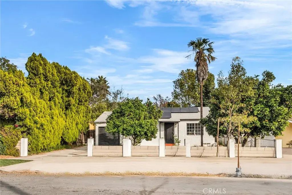 7044 Nestle Avenue, Reseda