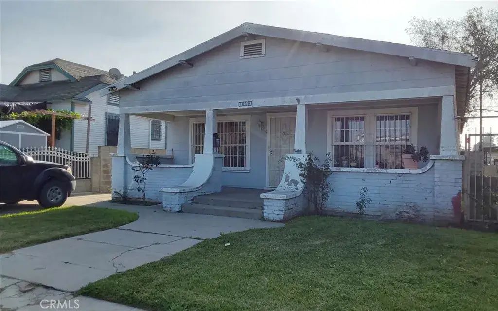 824 W 74th, Los Angeles