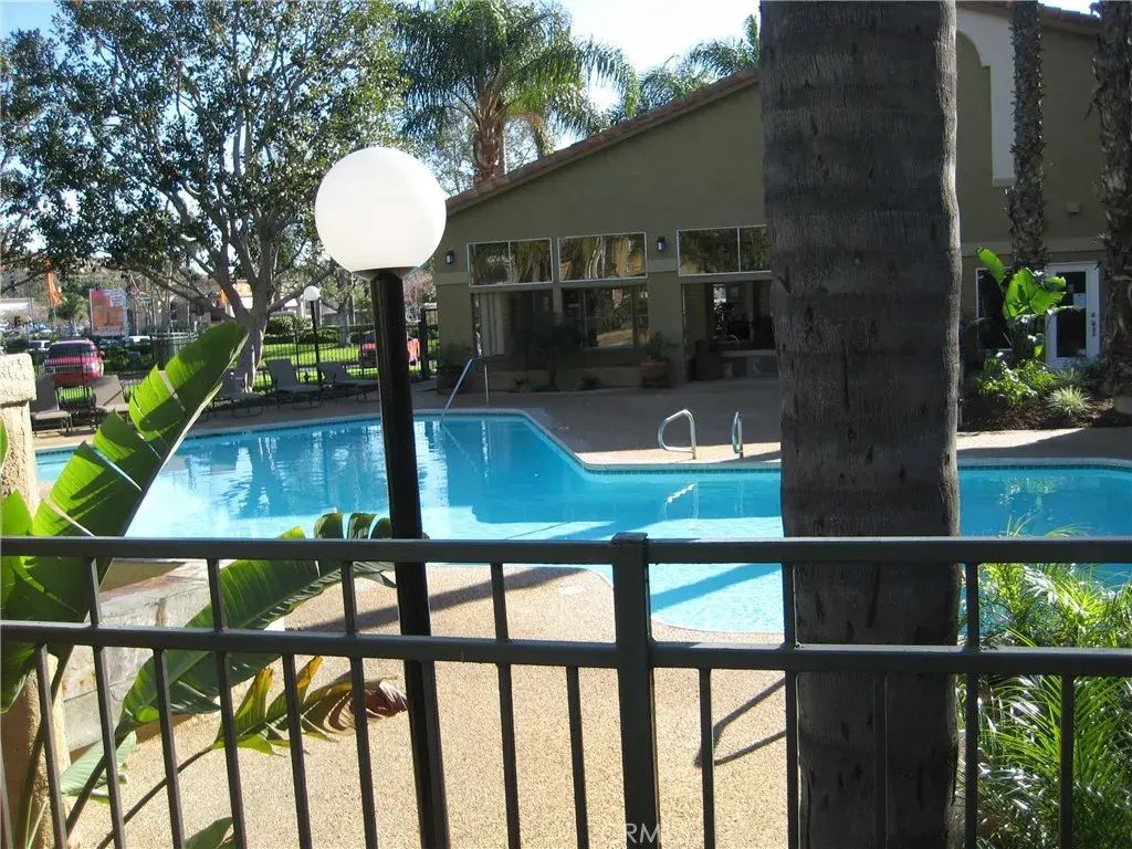 2085 Highpointe, Corona