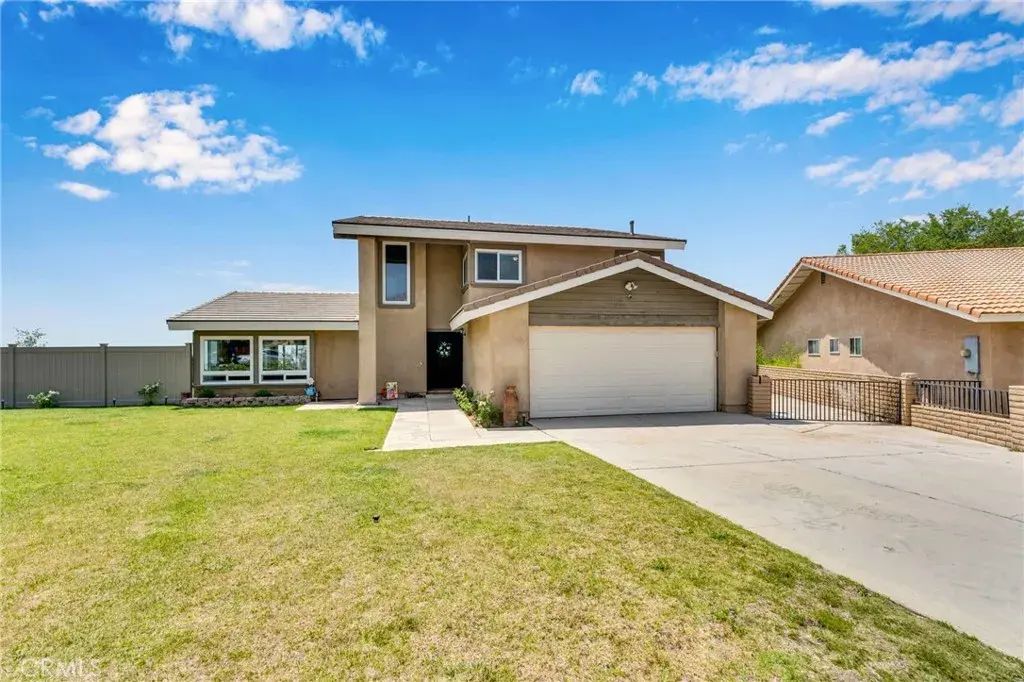 3074 Mountain Top, Highland