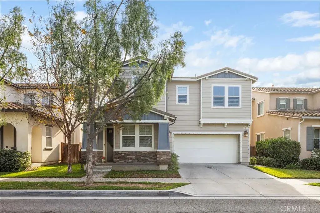 236 W Weeping Willow, Orange