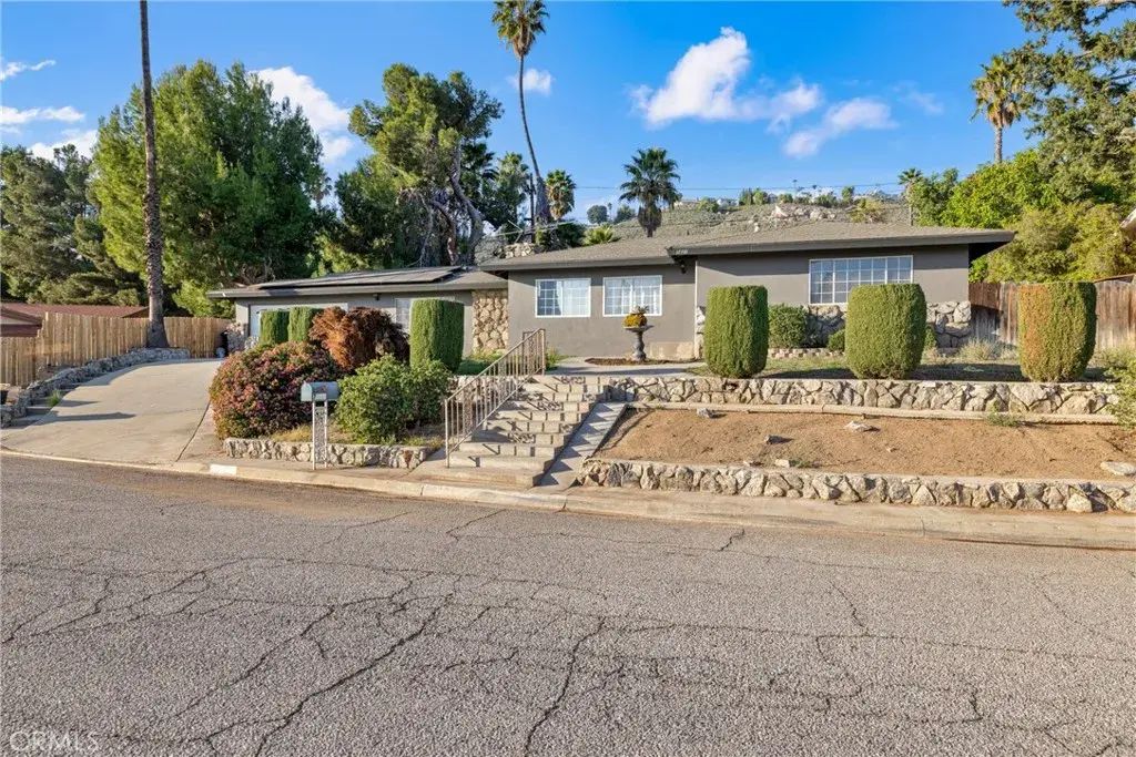 7421 Sebastian, Jurupa Valley