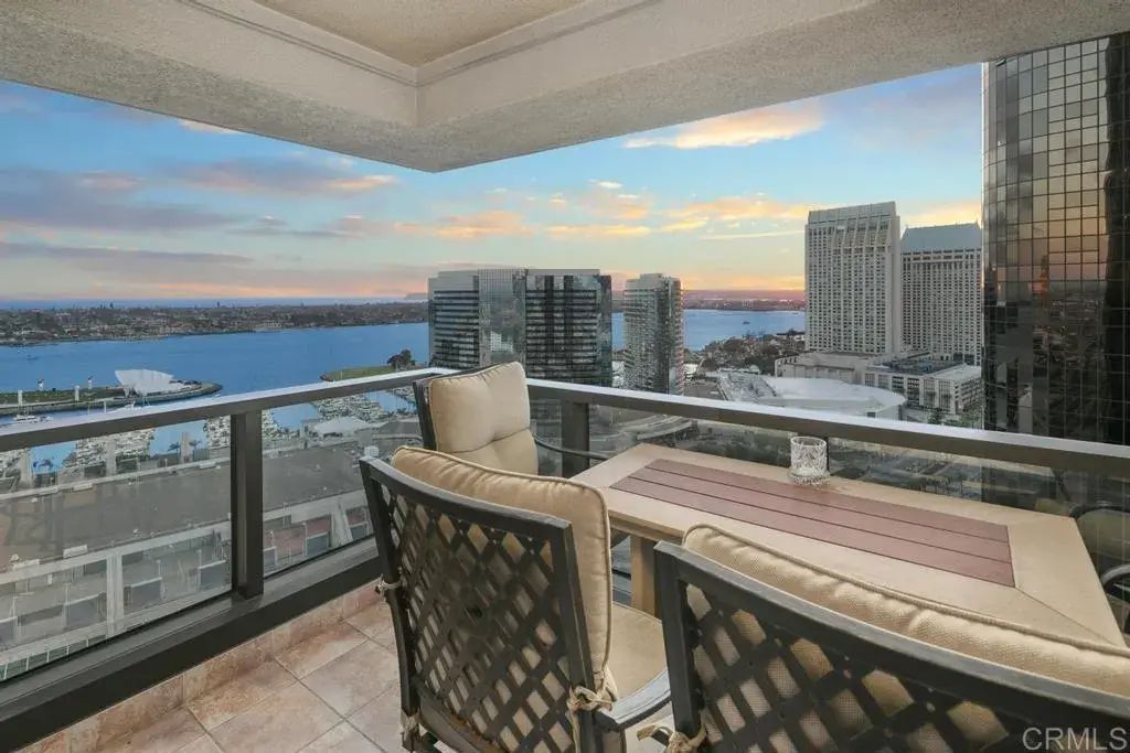 200 Harbor Drive 2603, 