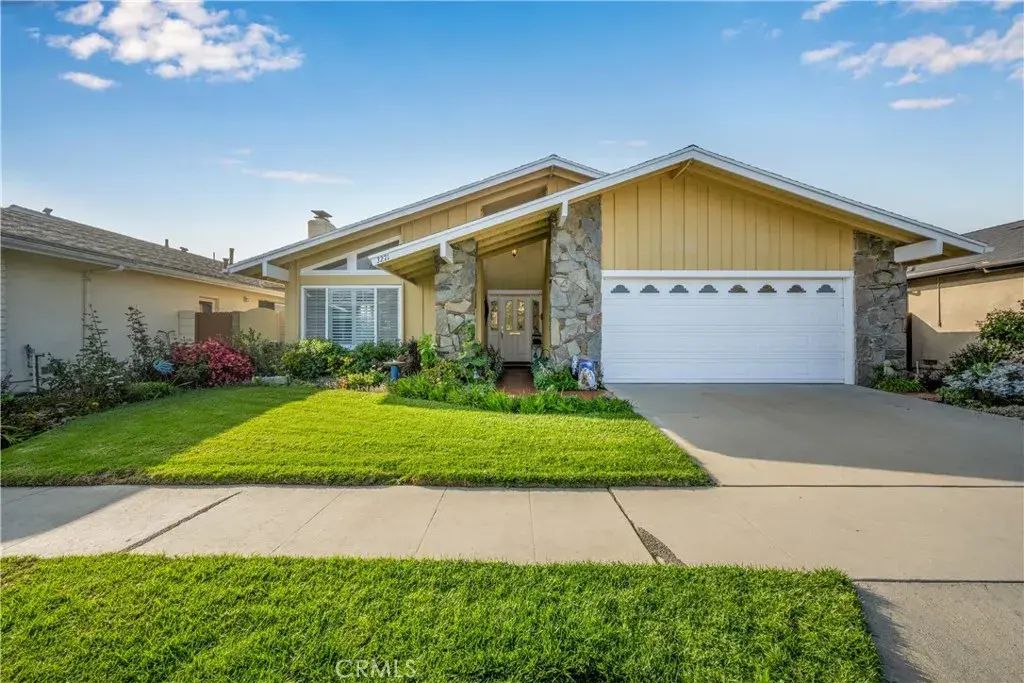 3271 Marna Avenue, Long Beach