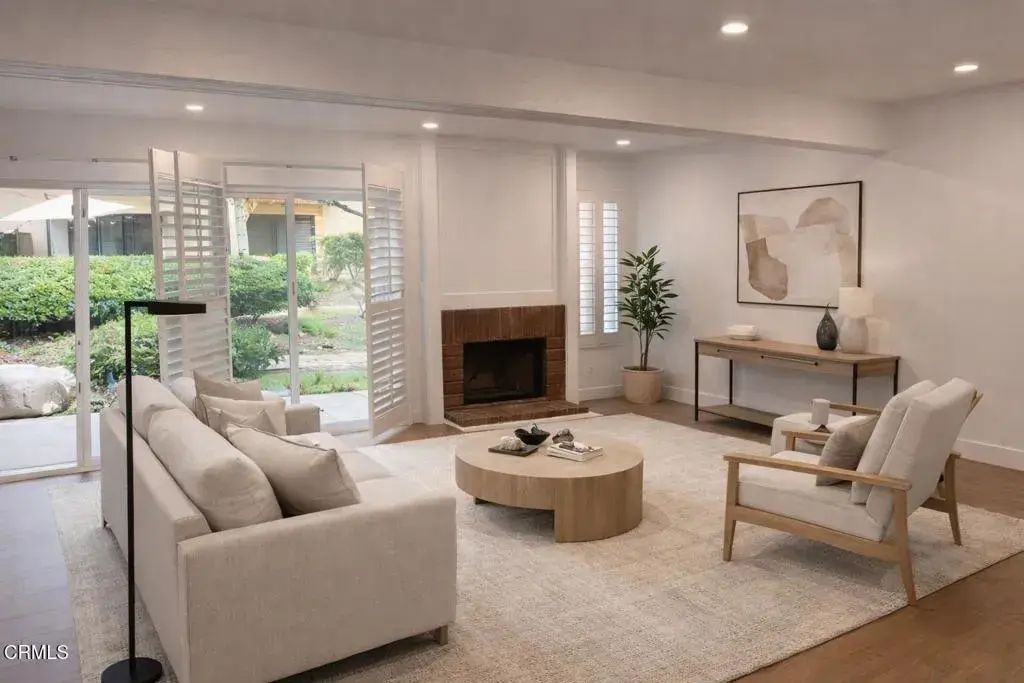 5720 Owensmouth Avenue 125, Woodland Hills