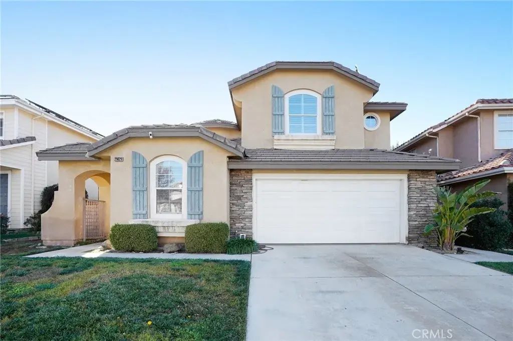 29029 Ironwood, Saugus