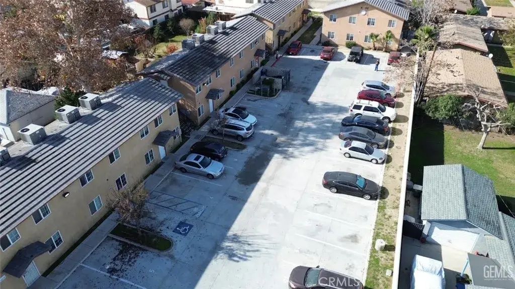 117 N, Bakersfield