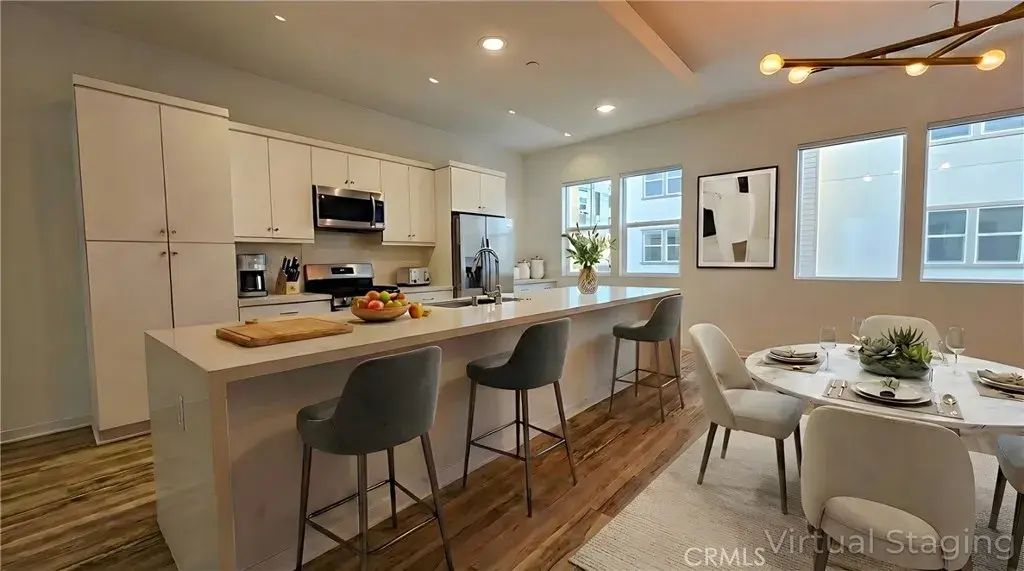 436 Village, Brea