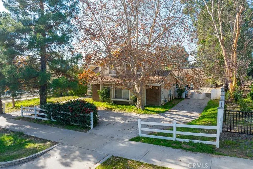 7168 Etiwanda, Rancho Cucamonga
