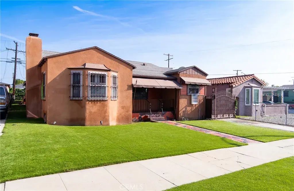 10520 Ruthelen, Los Angeles