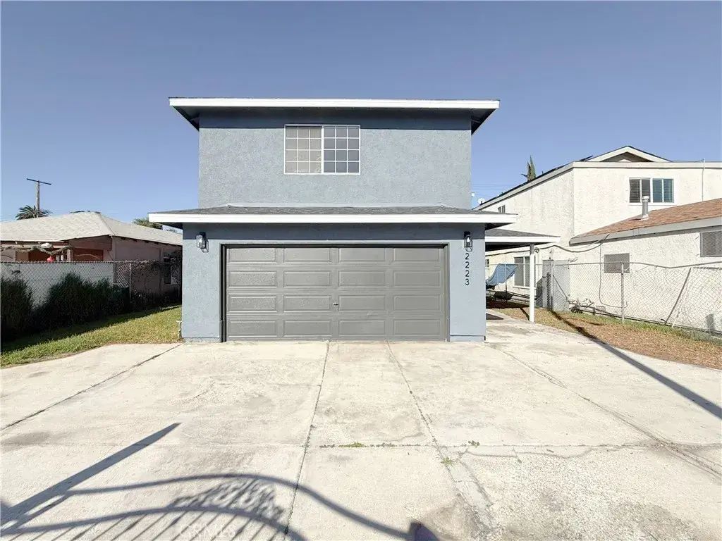 2223 E Oris Street, Compton