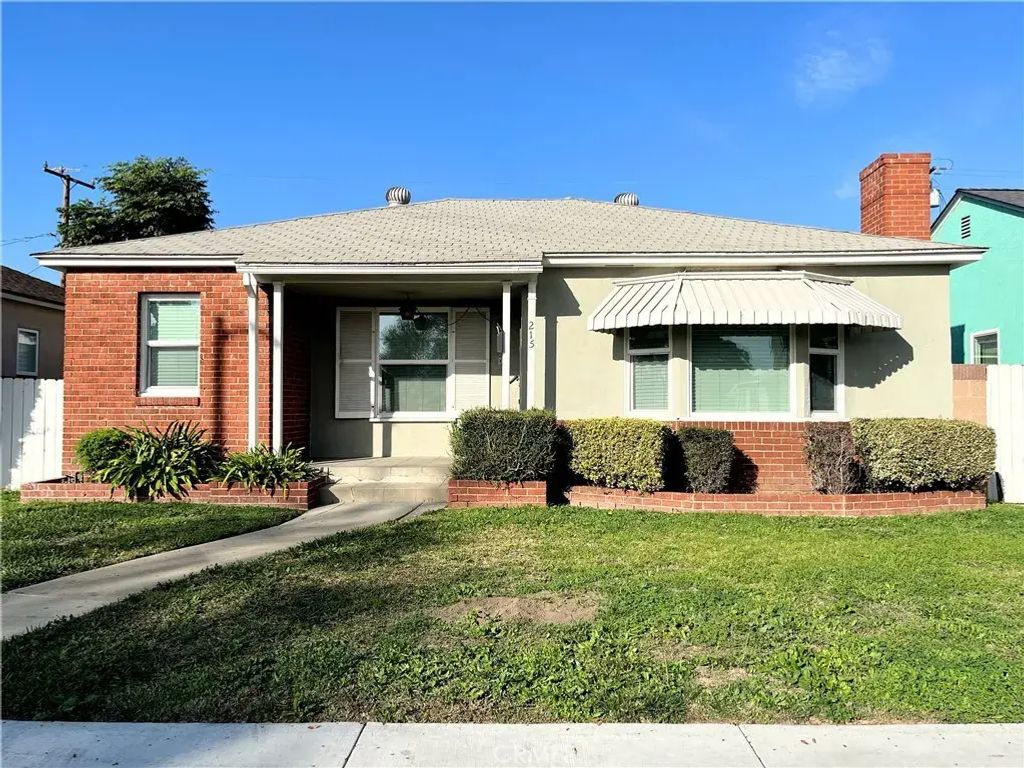 215 E Scott Street, Long Beach