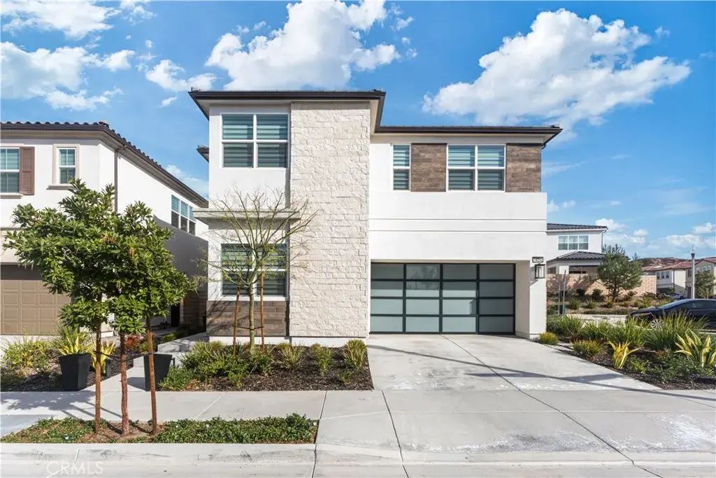 19292 Merryweather Drive, Canyon Country