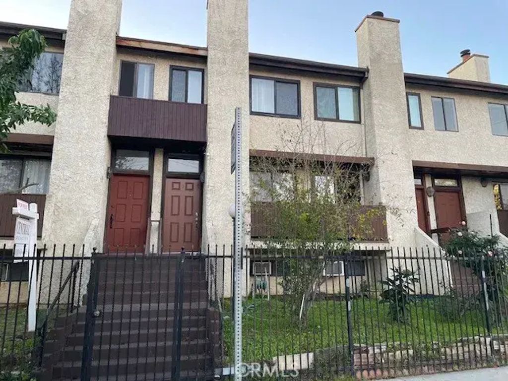 14100 Calvert, Van Nuys