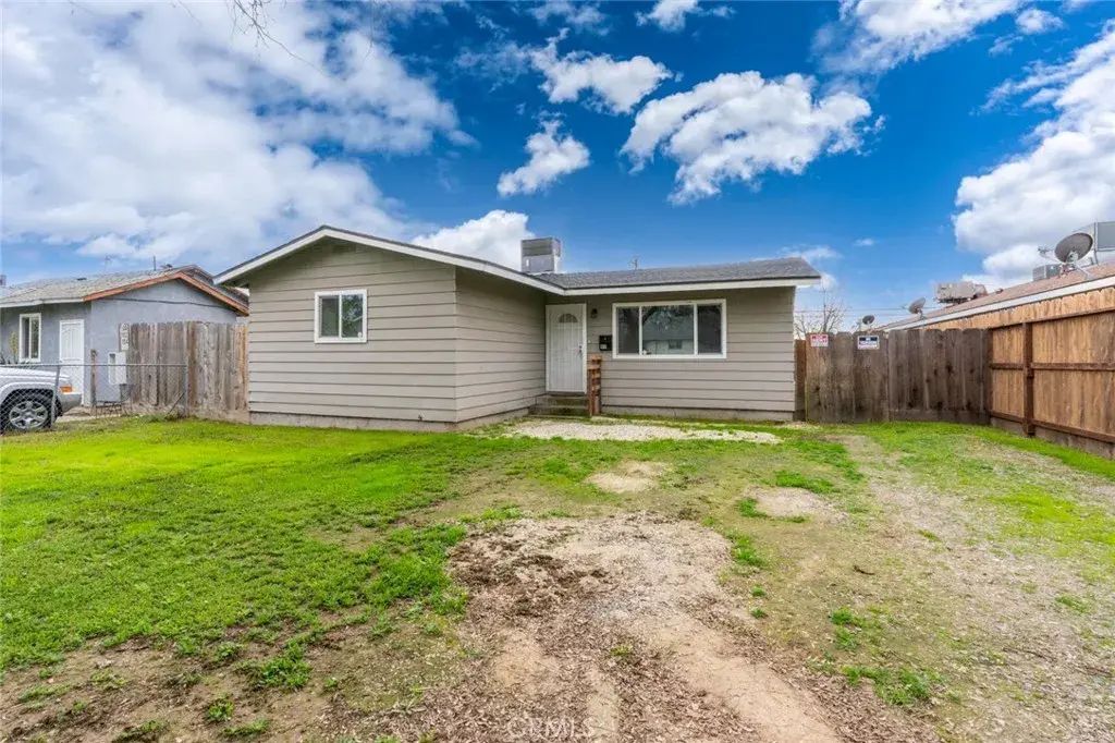 92 E 12th, Merced