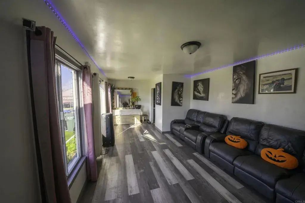 7513 Pivot Street, Downey